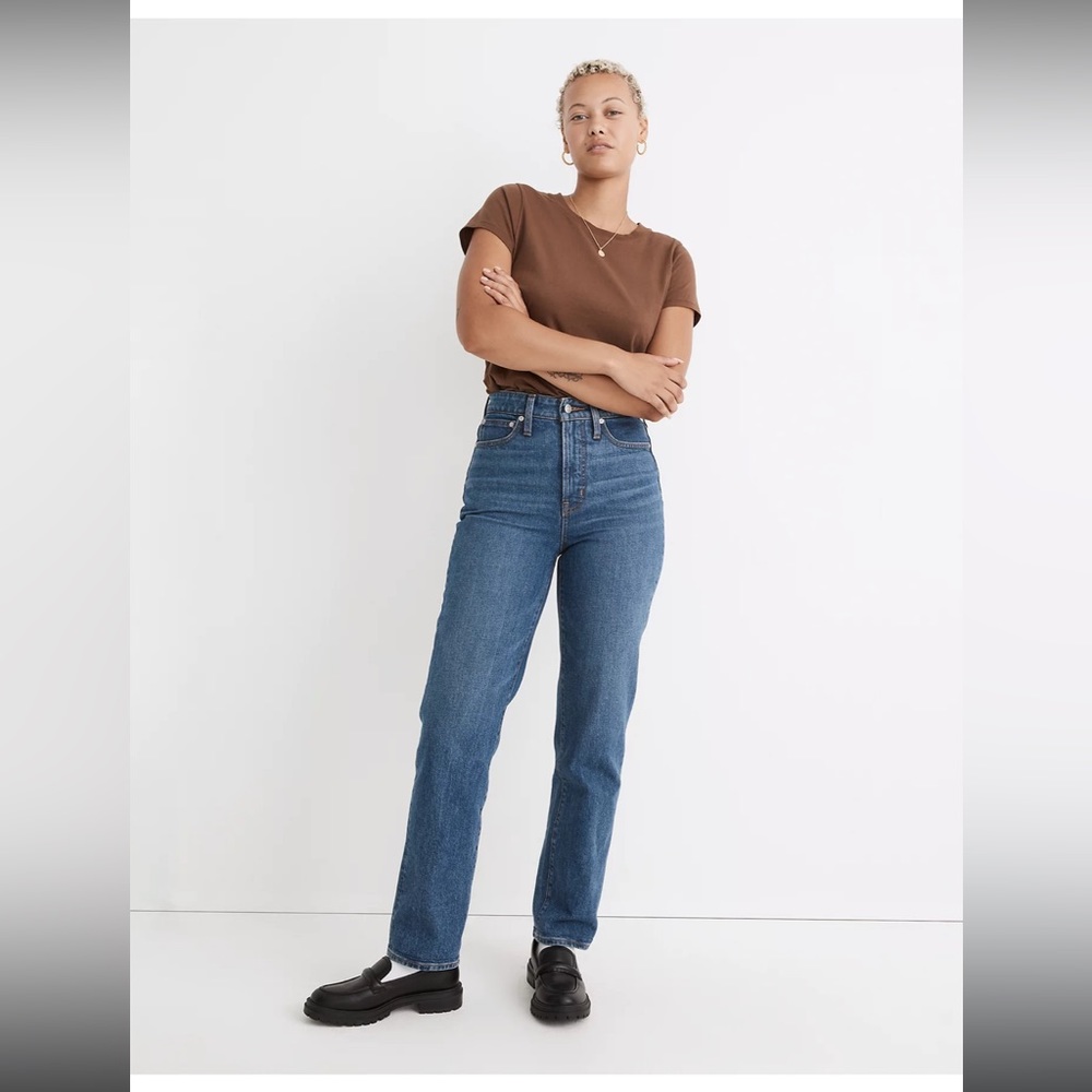 Madewell
Petite Curvy Perfect Vintage Straight Jean in Mayfield Wash 26 Petite